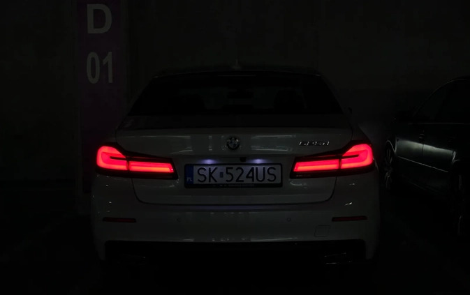 BMW Seria 5 cena 157500 przebieg: 94000, rok produkcji 2021 z Katowice małe 704